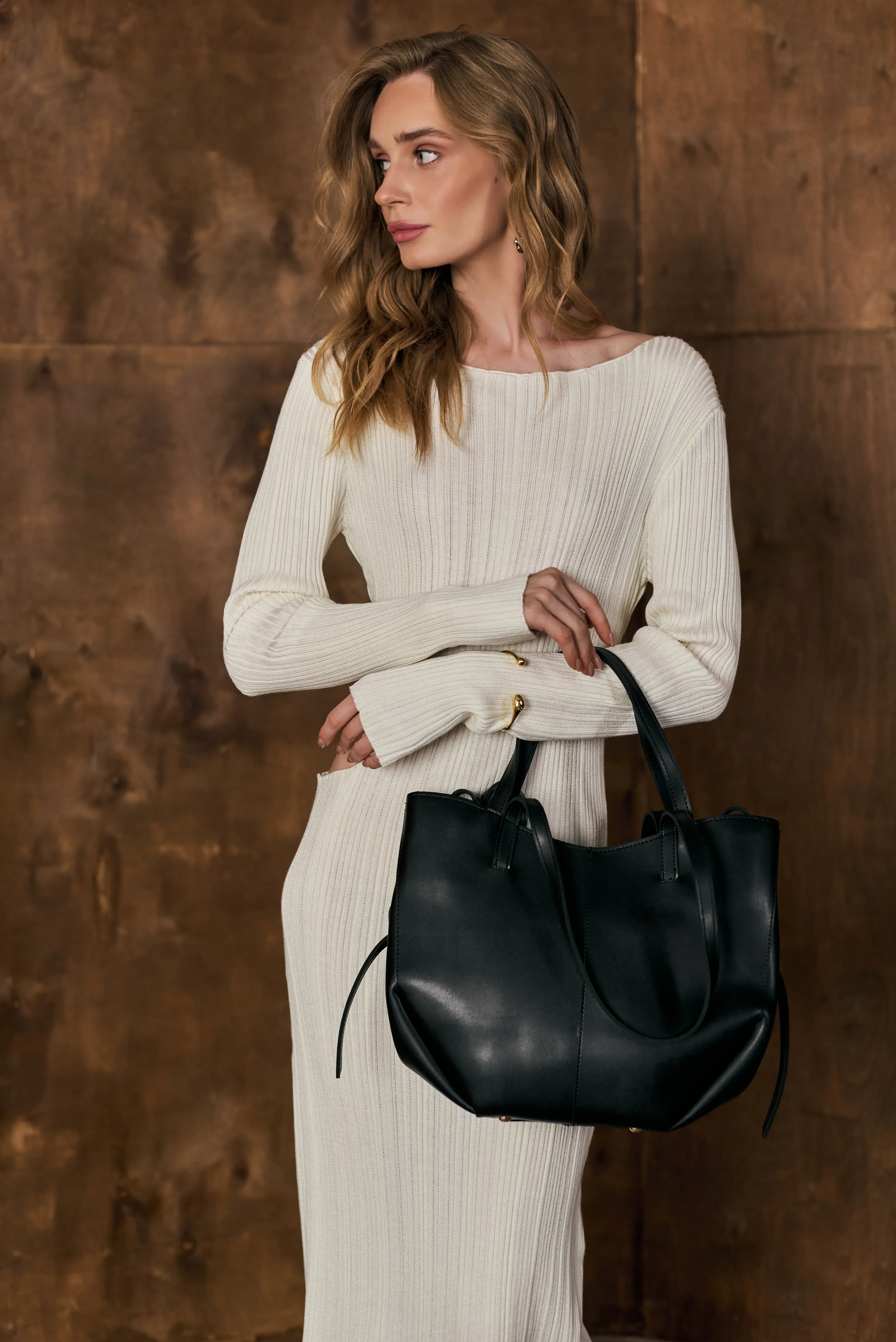 LIA BAG BLACK